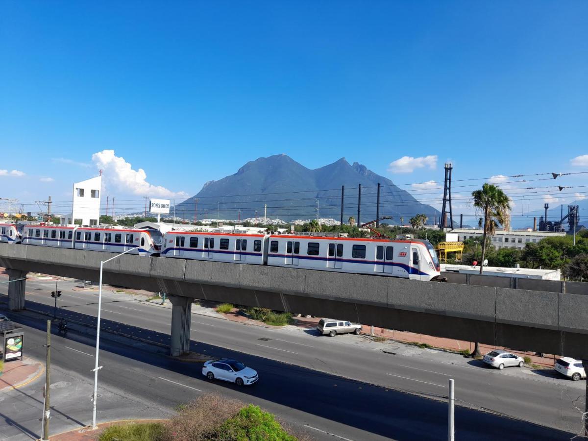 Special Hoestel In Monterrey! Eksteriør billede